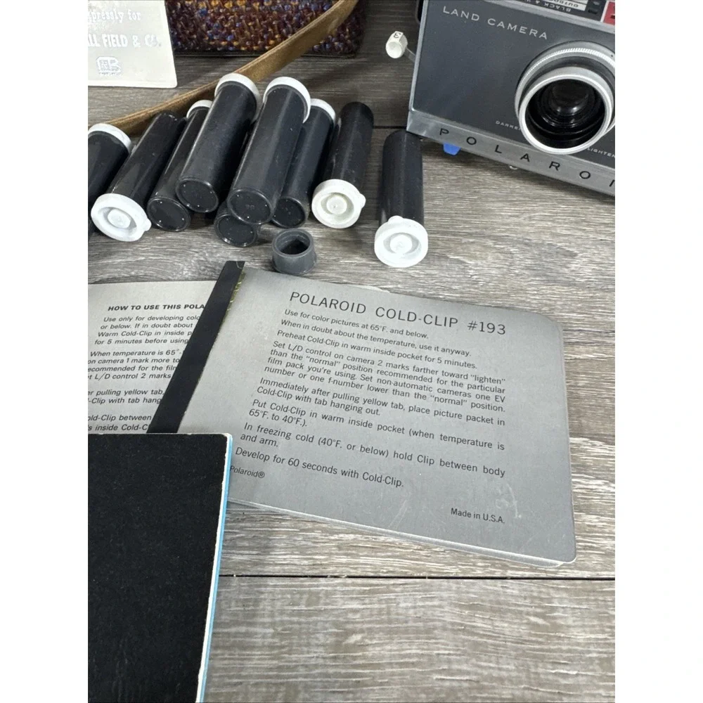 Vintage Polaroid Automatic 100 Land Camera With Case